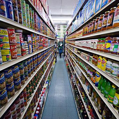 Patronatele din industria alimentară spun că alimentele s-ar putea ieftini 