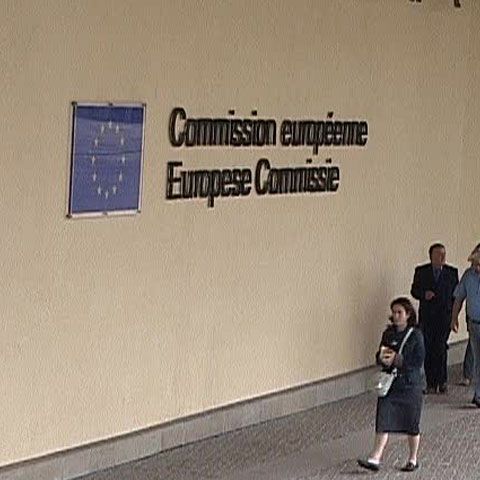 Comisia Europeană a decis să nu aplice procedura de deficit excesiv pentru România 