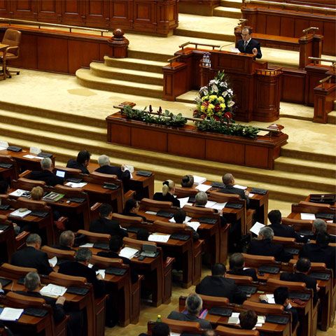Un singur amendament al PNL a fost acceptat prin vot în Parlament