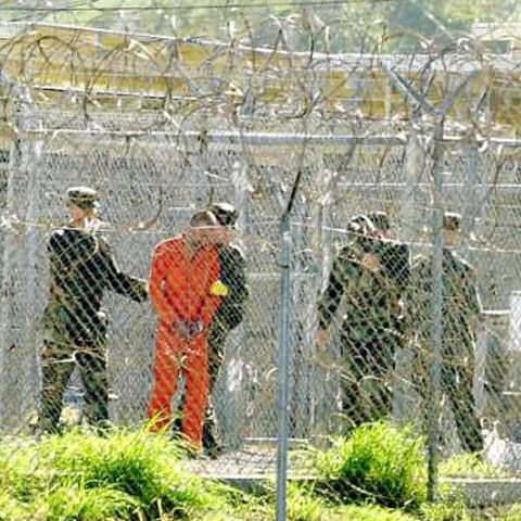 Britanicul Binyam Mohamed a fost eliberat de la Guantanamo după 7 ani