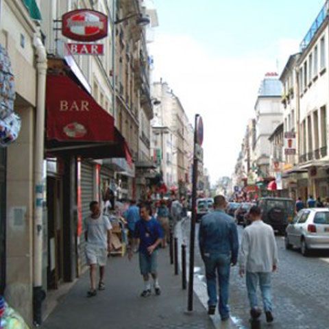 O ucraineană care şi-a vândut copilul cu 1.000 de euro, condamnată la doi ani de detenţie în Italia