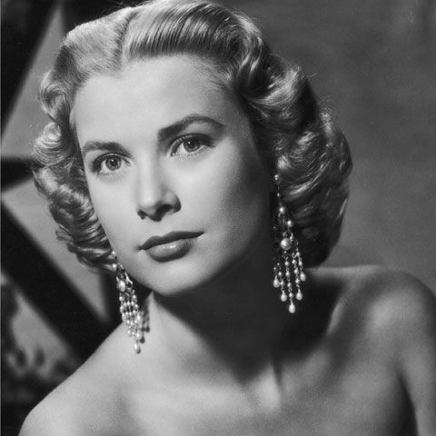 Albert Einstein şi Grace Kelly, la cină, într-o campanie publicitară pentru hoteluri de lux