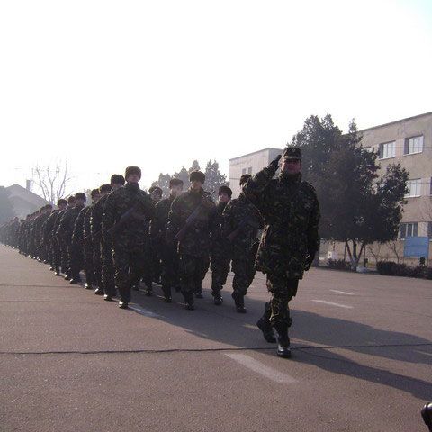 Un subofiţer MApN şi un cetăţean bulgar au fost reţinuţi sub acuzaţia de trădare, respectiv spionaj
