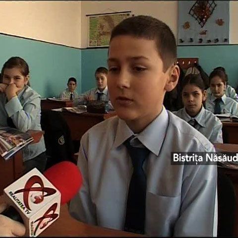 Aproape 300 de elevi din Bistriţa Năsăud s-au întors din străinătate 
