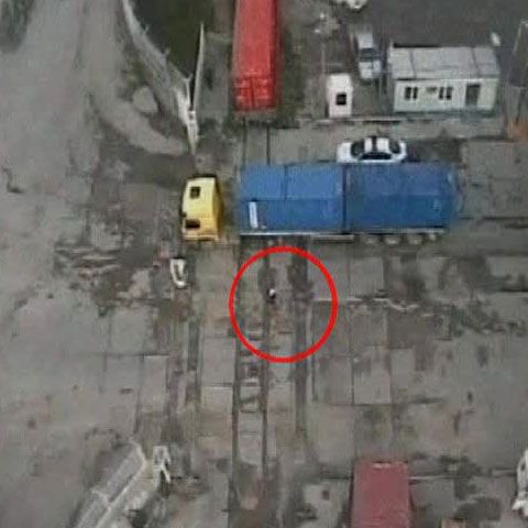 Un turc a scăpat fără răni majore, după ce a fost lovit de un tren. IMAGINI ŞOCANTE