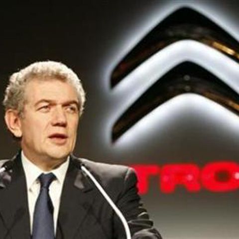 Primele de casare sunt periculoase, spune şeful Peugeot