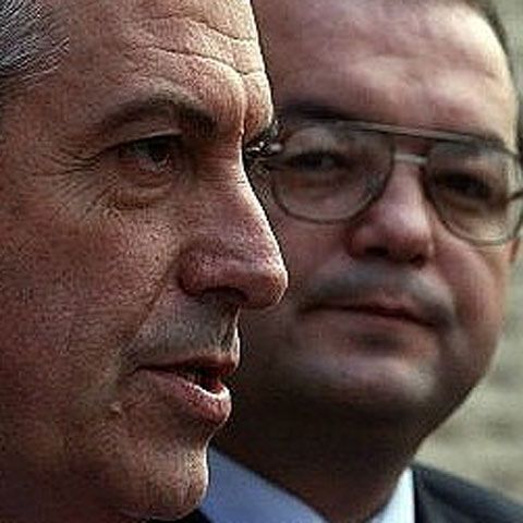 Tăriceanu îi cere lui Boc despăgubiri de 100.000 de lei, în procesul de calomnie legat de contractul Sterling