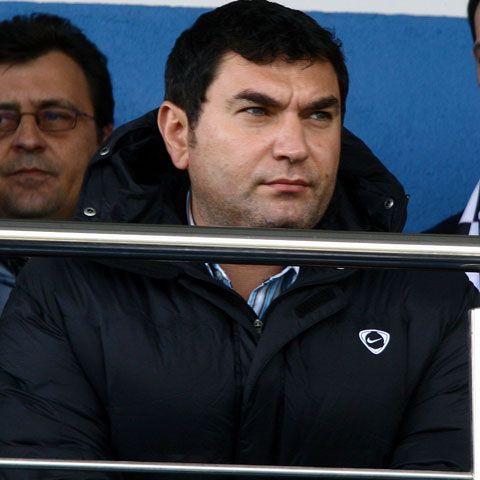 Deranjat de "nesimţirea" jucătorilor, Borcea blochează primele şi salariile la Dinamo