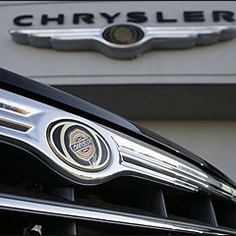 Asociere de 10 miliarde dolari între Chrysler şi Fiat