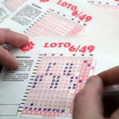 Marele premiu de duminică la Loto 6/49 este de peste 5,5 milioane euro