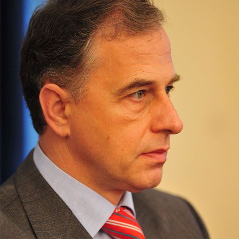 M. Geoană: Sper ca Antonescu să fie la înălţimea unei funcţii care nu este uşoară
