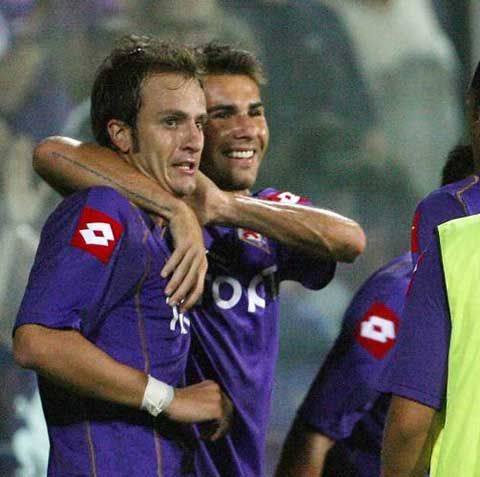 Mutu şi Gilardino au înscris 72 la sută din golurile Fiorentinei
