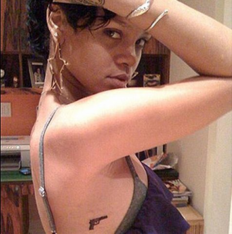 Rihanna îşi dezvăluie armele secrete - VEZI FOTO