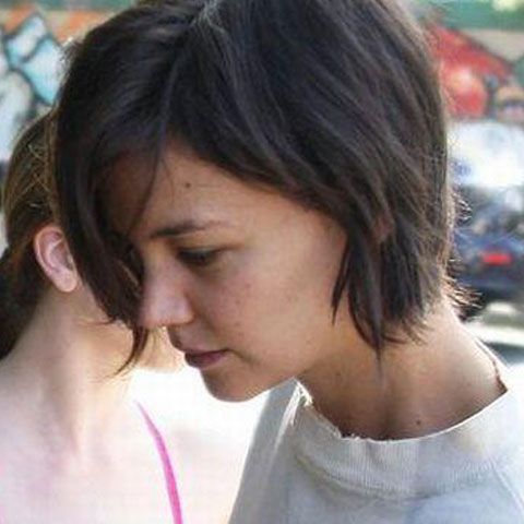 Katie Holmes, din tristă în mai tristă