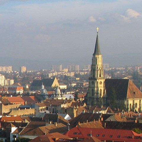 Peste 600 de elevi maghiari au participat la un marş de protest în Cluj-Napoca
