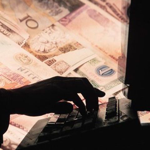 Un român a fost condamnat la 4 ani de închisoare pentru phishing