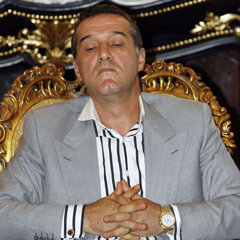 Magistraţii au hotărât ca Gigi Becali să fie cercetat în stare de arest