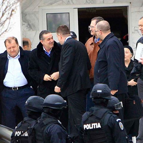 Parchetul Capitalei dezminte implicarea procurorului Bălăşescu în dosarele Becali şi Geamănu