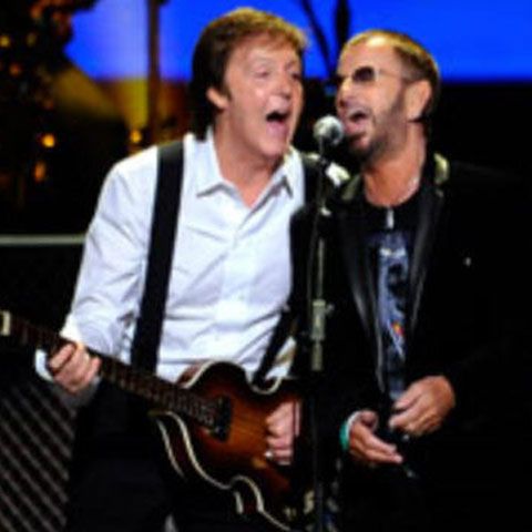 Ringo Starr şi Paul McCartney s-au reunit pe scenă, la New York
