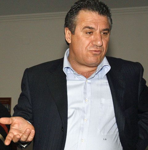 Victor Becali: "Cei care l-au huiduit pe Gigi nu sunt adevăraţii suporteri ai Stelei, sunt manipulaţi"! TU CE PĂRERE AI?