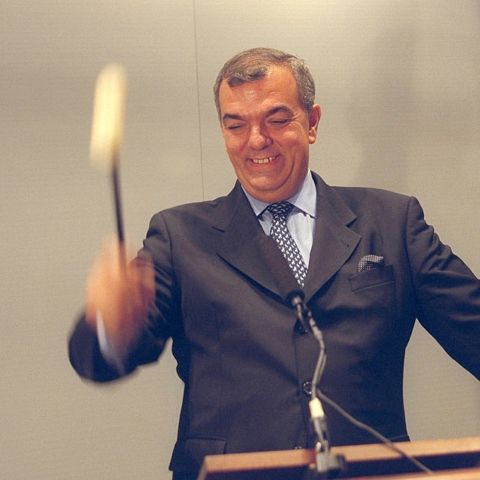 Consiliul local Cambridgeshire vinde un tablou al pictorului L.S. Lowry, estimat la 500.000 lire