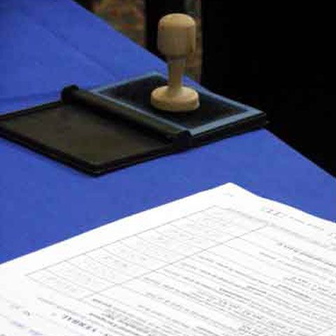 Comuniştii moldoveni nu vor avea majoritatea necesară alegerii preşedintelui - rezultate finale