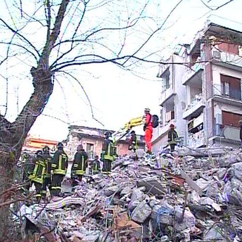 Biserica românească din Aquila este pe punctul de a se prăbuşi 