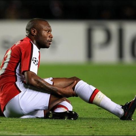 Arsenal l-a pierdut pe Gallas până la finalul sezonului