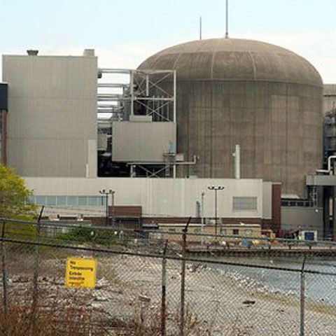 Iranul a inaugurat prima uzină de combustibil nuclear