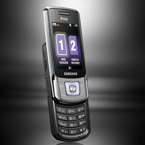 Samsung lansează B5702, un nou telefon dual-SIM - VEZI GALERIE FOTO