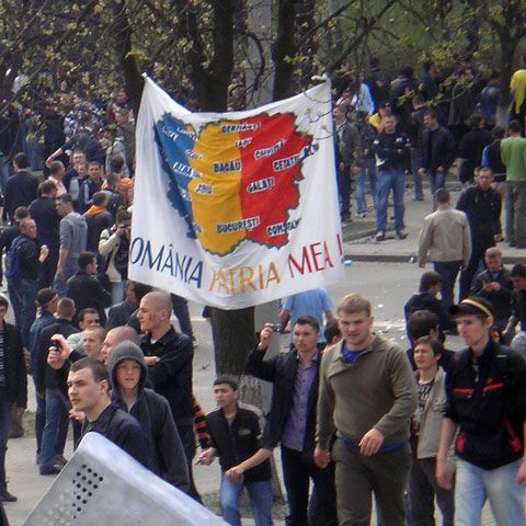 Curtea Constituţională s-a reunit pentru a examina renumărarea voturilor, cerută de Voronin