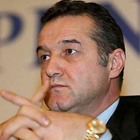Gigi Becali şi-a petrecut Paştele acasă, alături de familie. Instanţa a decis eliberarea omului de afaceri sub control judiciar