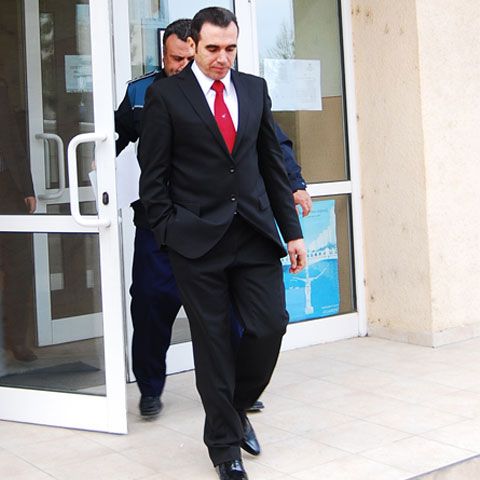 Patronul echipei FC Argeş, Cornel Penescu, cere să fie eliberat sub control judiciar
