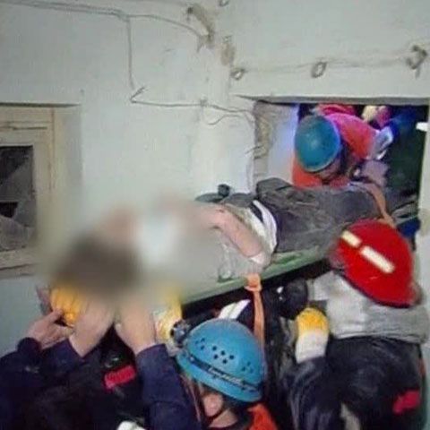 Doi oameni au murit după ce o clădire s-a prăbuşit în Tbilisi