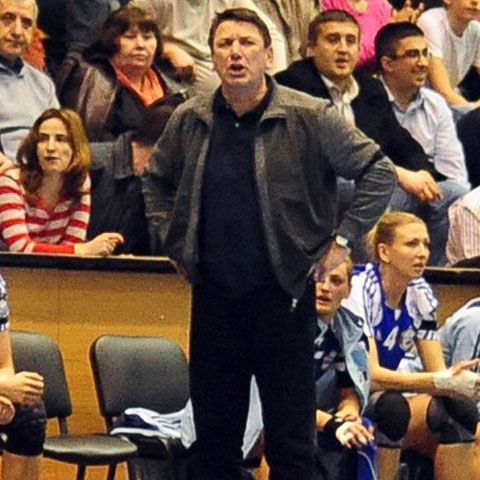 Handbal: Radu Voina a anunţat lotul de 16 jucătoare pentru "dubla" amicală cu Polonia