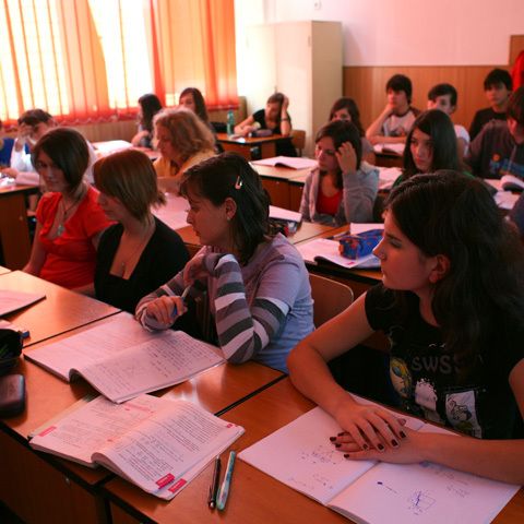 Tezele unice vor fi reprogramate în intervalul 28 mai - 4 iunie