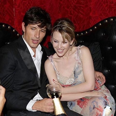 Kylie Minogue se mută în Spania