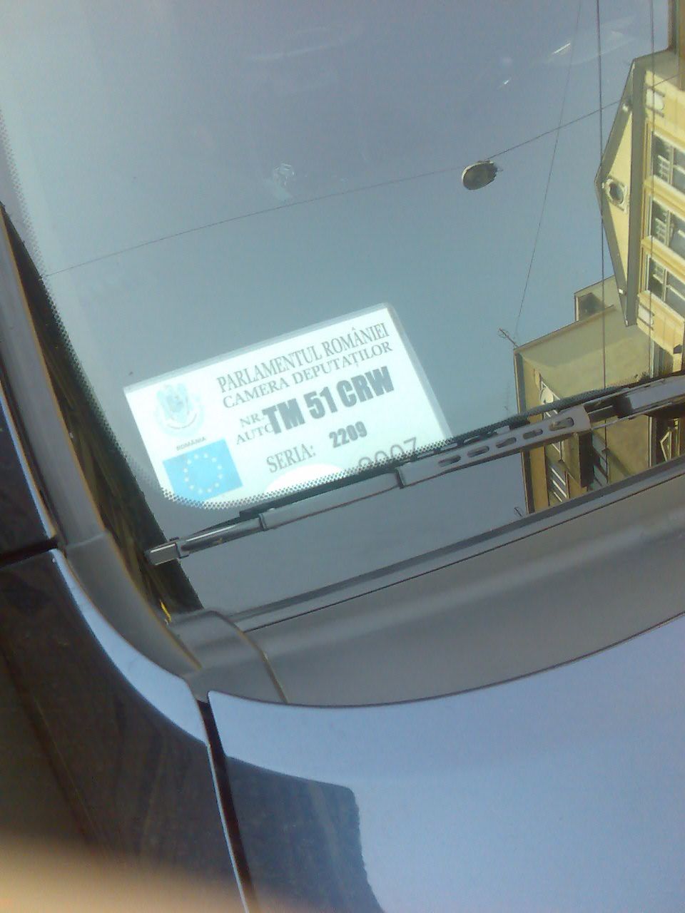 Maşină parcată pe un bulevard din Timişoara