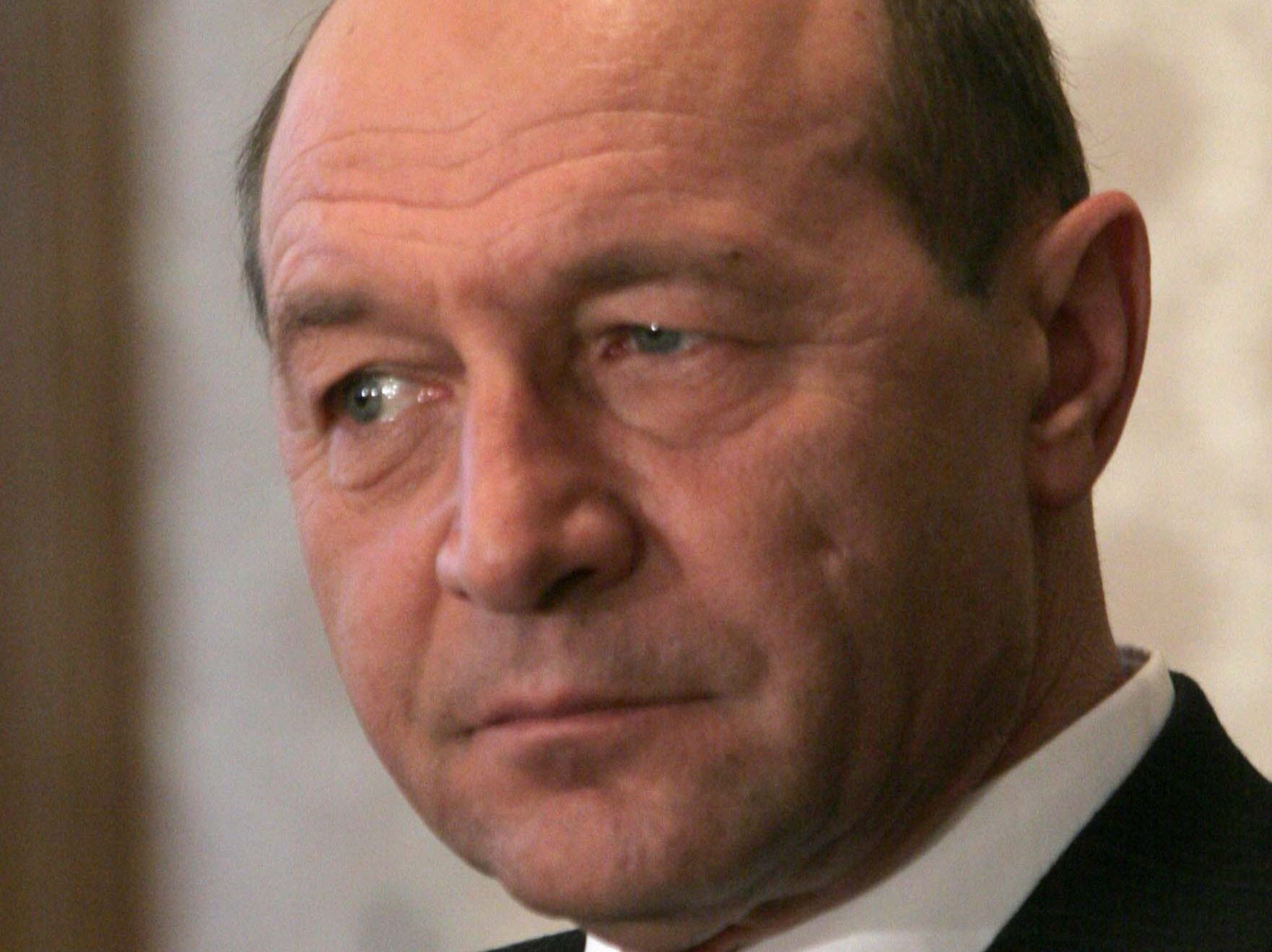 Proiect de preşedinte - episodul 1: Traian Băsescu, comandantul