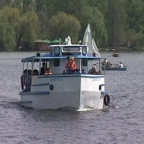 Începând de vineri, vor fi deschise ştrandurile Berceni şi Dâmboviţa 