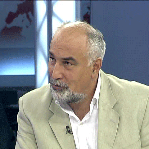 Vosganian: Prima măsură anticriză ar trebui să fie demiterea Guvernului