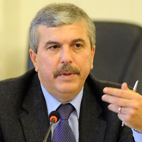 Dan Nica: Am stabilit măsuri pentru prevenirea apariţiei gripei porcine