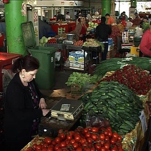Importurile scumpesc alimentele de pe piaţa românească cu 20%