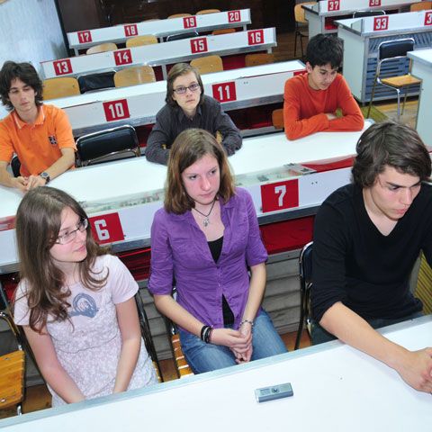 Ministerul Educaţiei va rediscuta situaţia de la teza unică la Limba şi literatura română