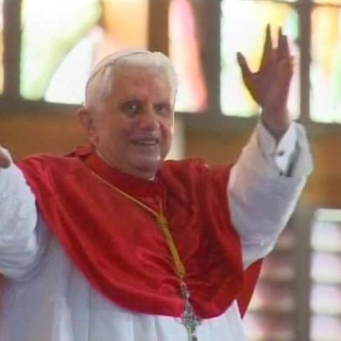 Papa Benedict al XVI-lea a rostit un discurs într-o moschee din Amman 