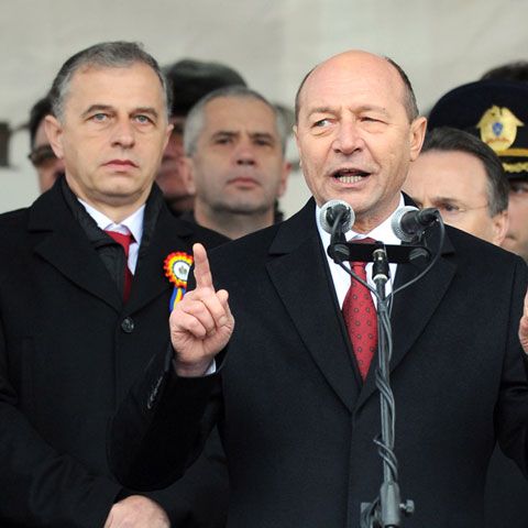 Traian Băsescu îl acuză pe Mircea Geoană că evită deblocarea dezbaterilor pe Coduri