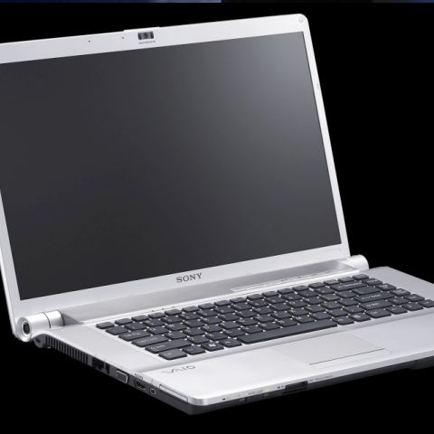 REALITATEA.NET şi Intel lansează competiţia Cel mai vechi laptop din România