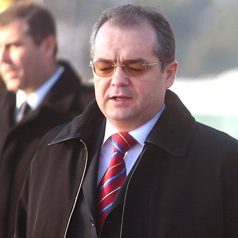 Boc: Există toate şansele ca Guvernul să-şi angajeze răspunderea pe Codul Civil şi Codul Penal