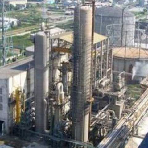 Conducerea Azomureş a decis ca alţi 300 de angajaţi să intre în şomaj tehnic