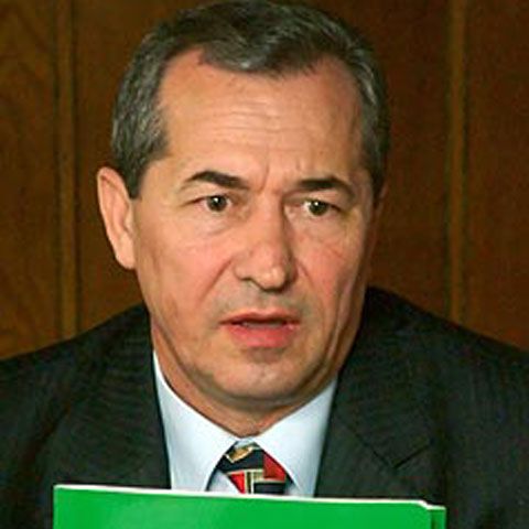 Preşedintele ANRE dă explicaţii deputaţilor din Comisia de Industrii despre majorarea preţului gazelor